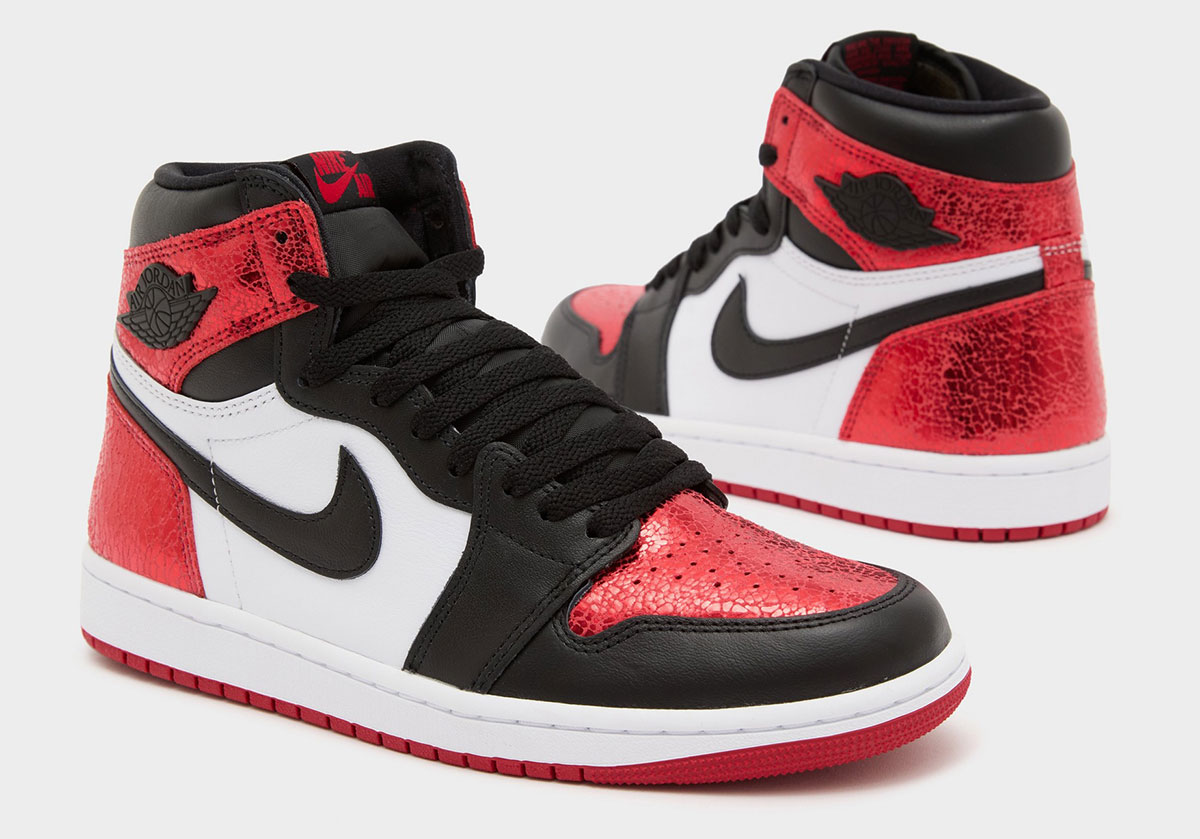 Detailed Look At The Air Jordan 1 Retro High OG "Bred Toe"