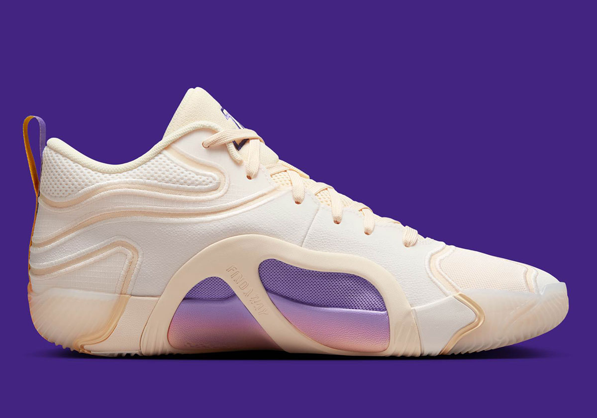 Jordan Tatum 3 Sail Muslin Pale Ivory Dark Iris Hv5882 100 7
