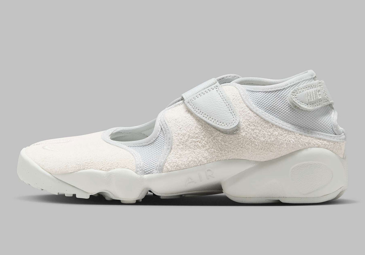 Nike Air Rift Premium Photon Dust Summit White Hq1474 001 5