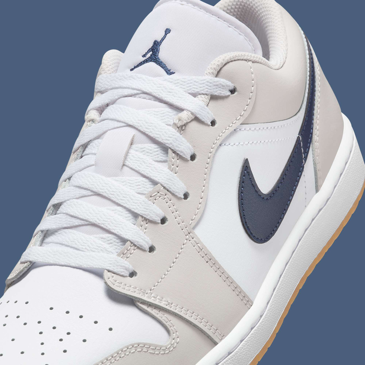 Air Jordan 1 Low Light Smoke Grey Obsidian Gum 553558 146 2