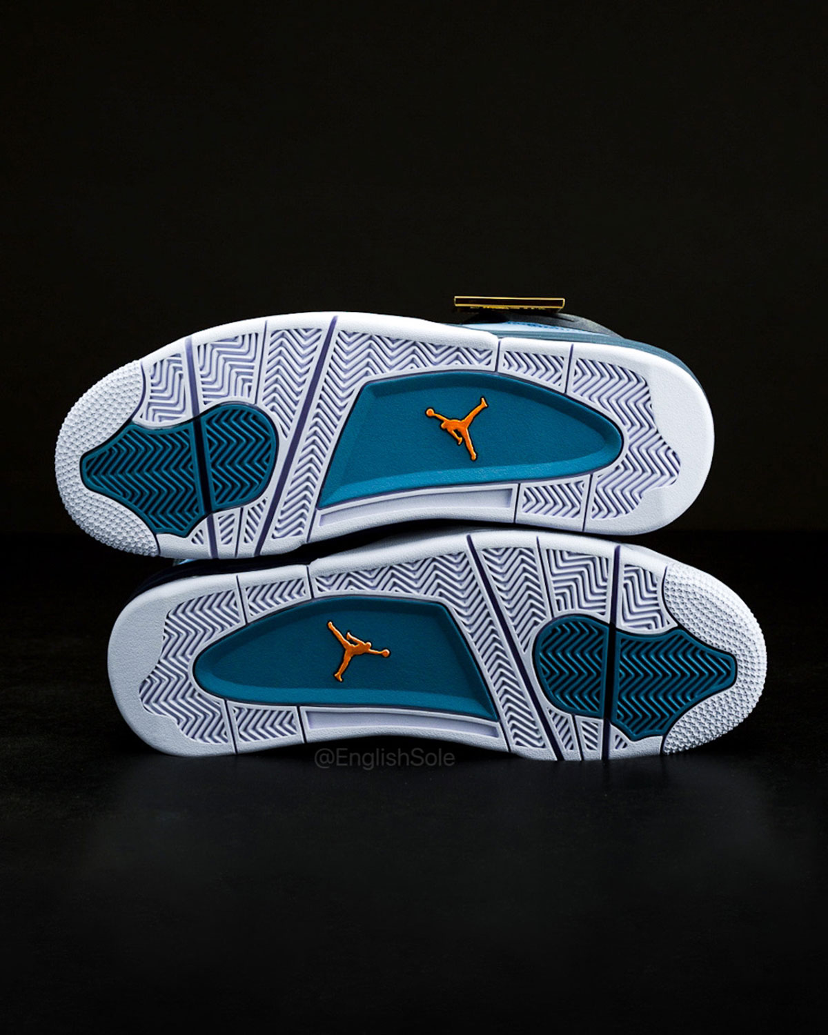 Air Jordan 4 Michigan Pe 2025 7