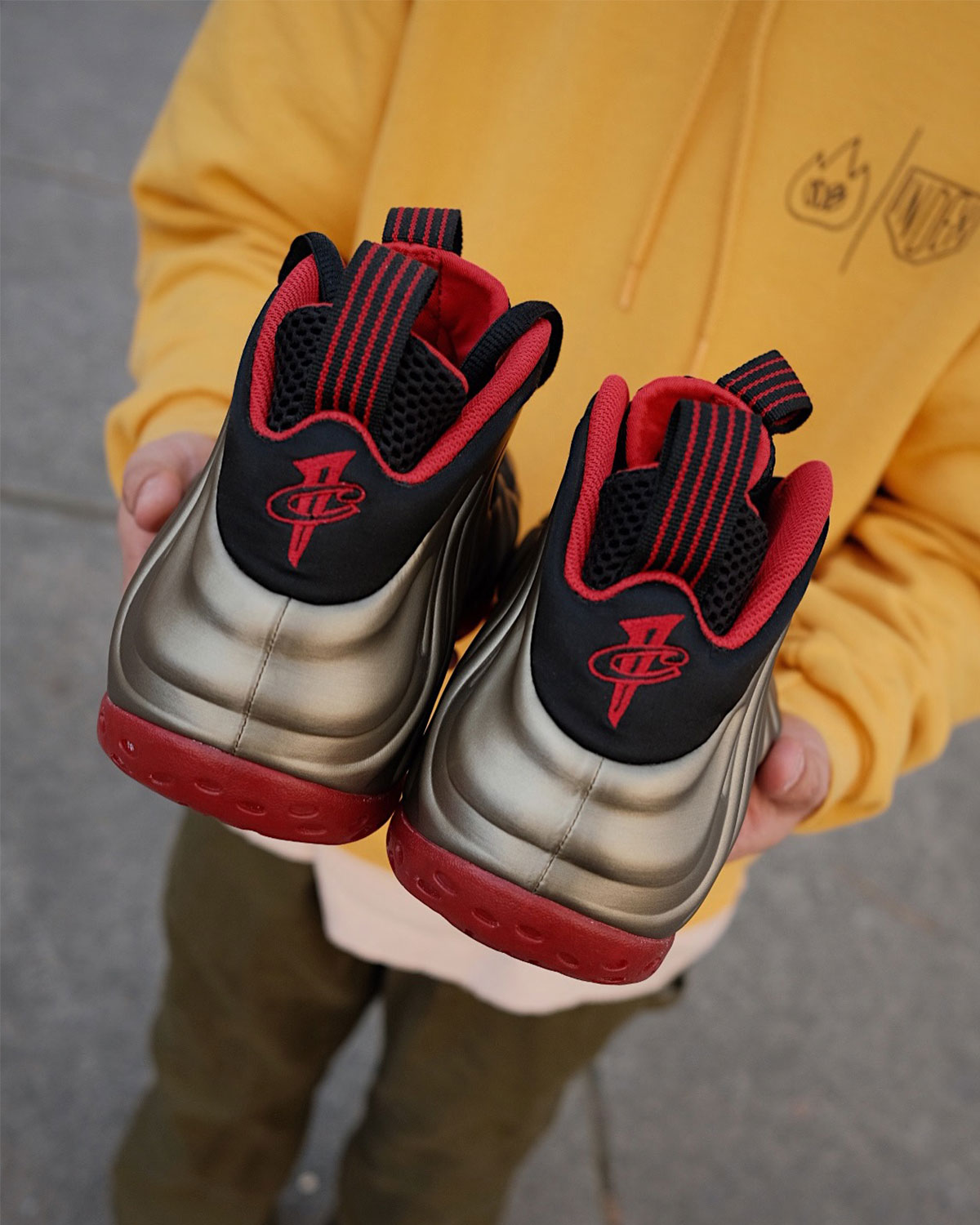 Nike Air Foamposite One Bronze Cough Drop Sample 1