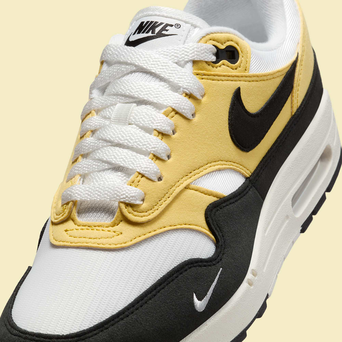 Nike Air Max 1 Saturn Gold Summit White Sail Black Hf1194 700 4