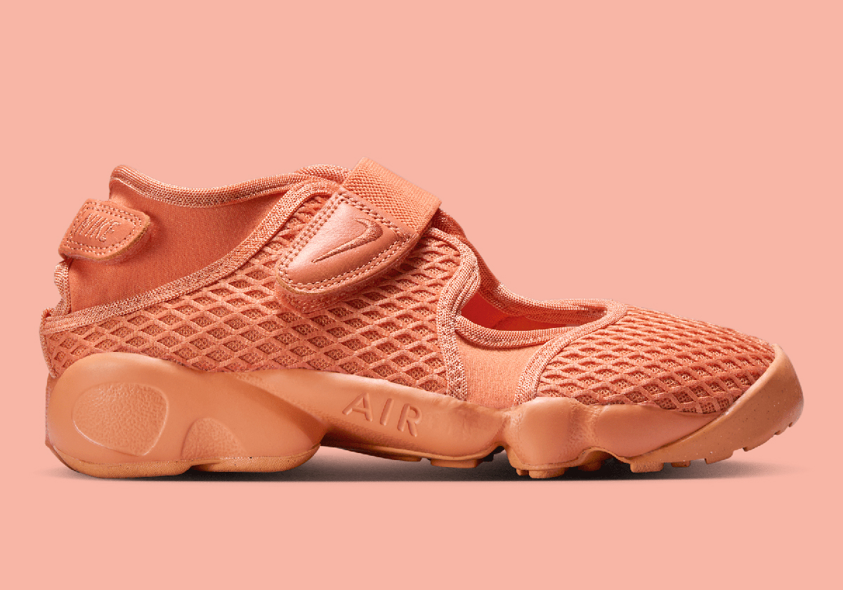 Nike Air Rift Healing Orange Hm8288 800 6