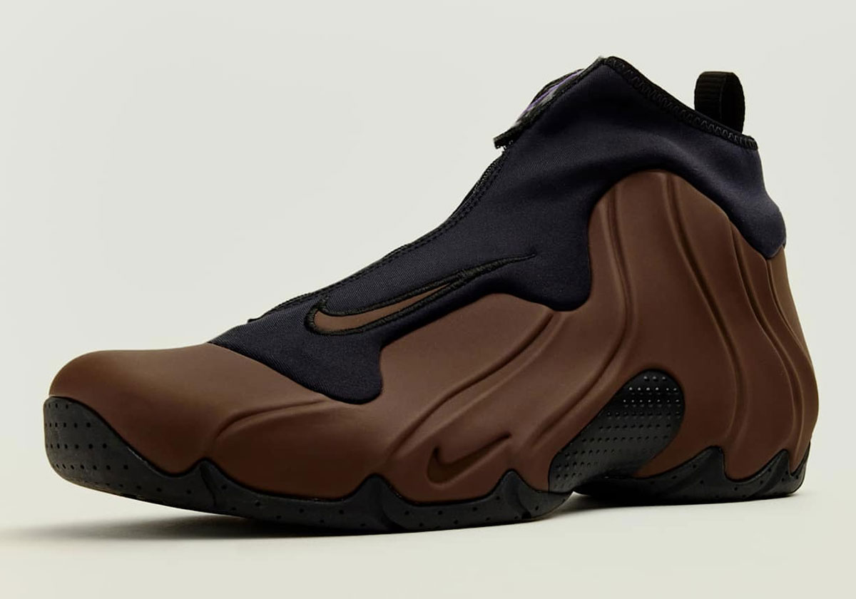 First Look At The Nike Air Flightposite “Baroque Brown”