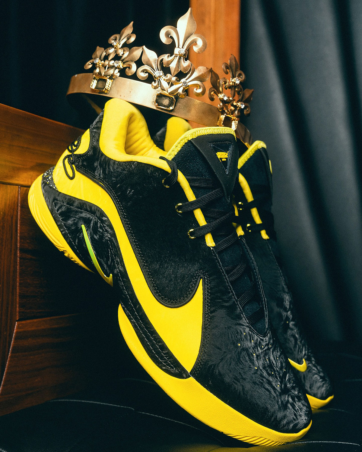 Nike Lebron 22 Oregon Ducks Pe 2025 1