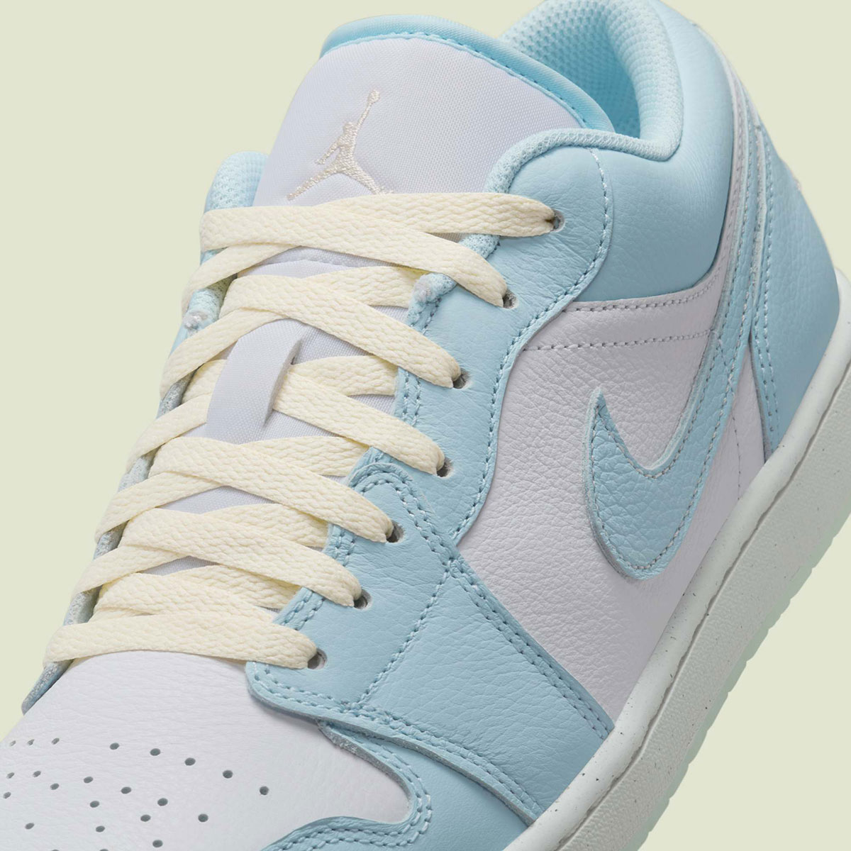 Air Jordan 1 Low Glacier Blue Summit White Guava Ice Sea Glass Hj5999 400 4