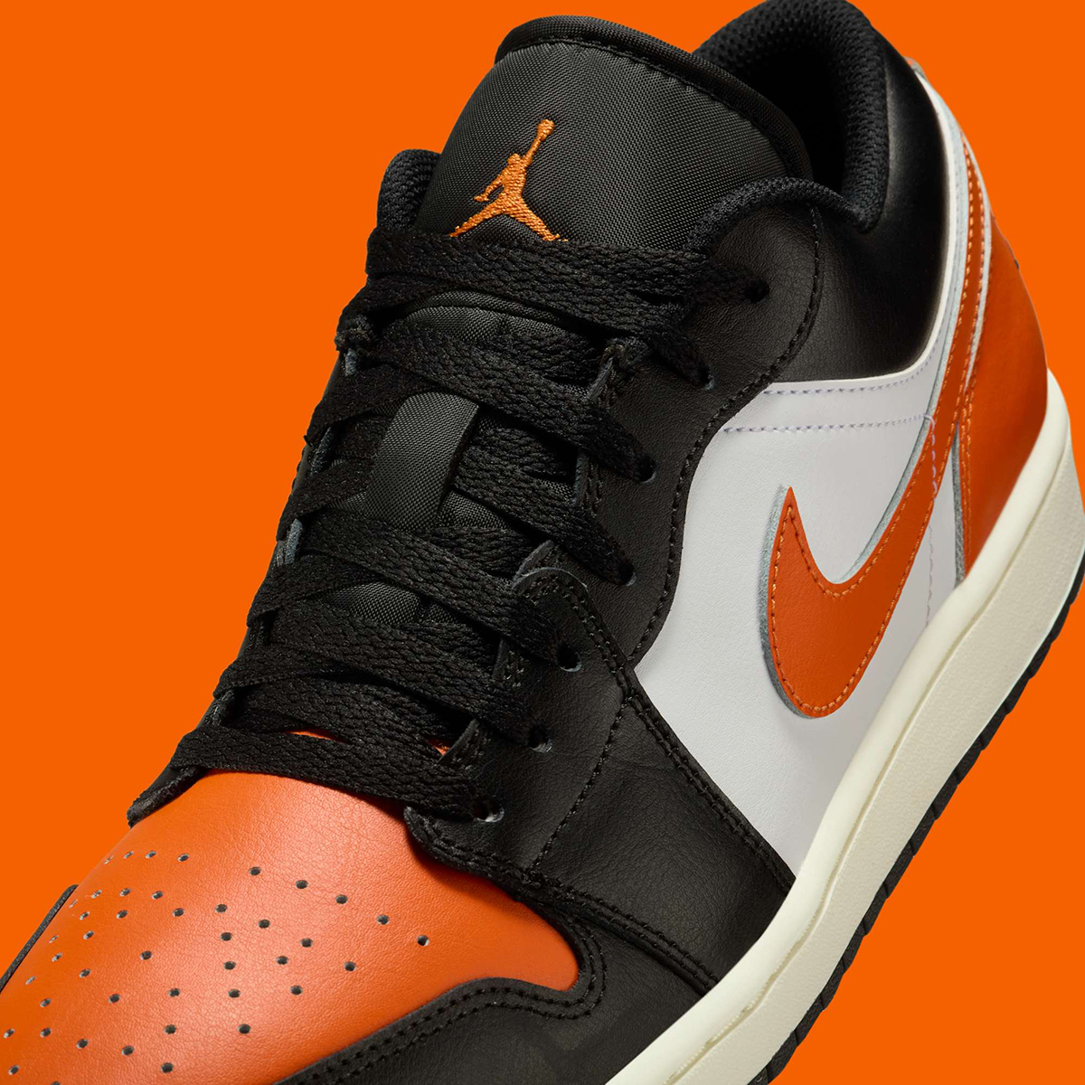Air Jordan 1 Low Shattered Backboard 553558 081 2