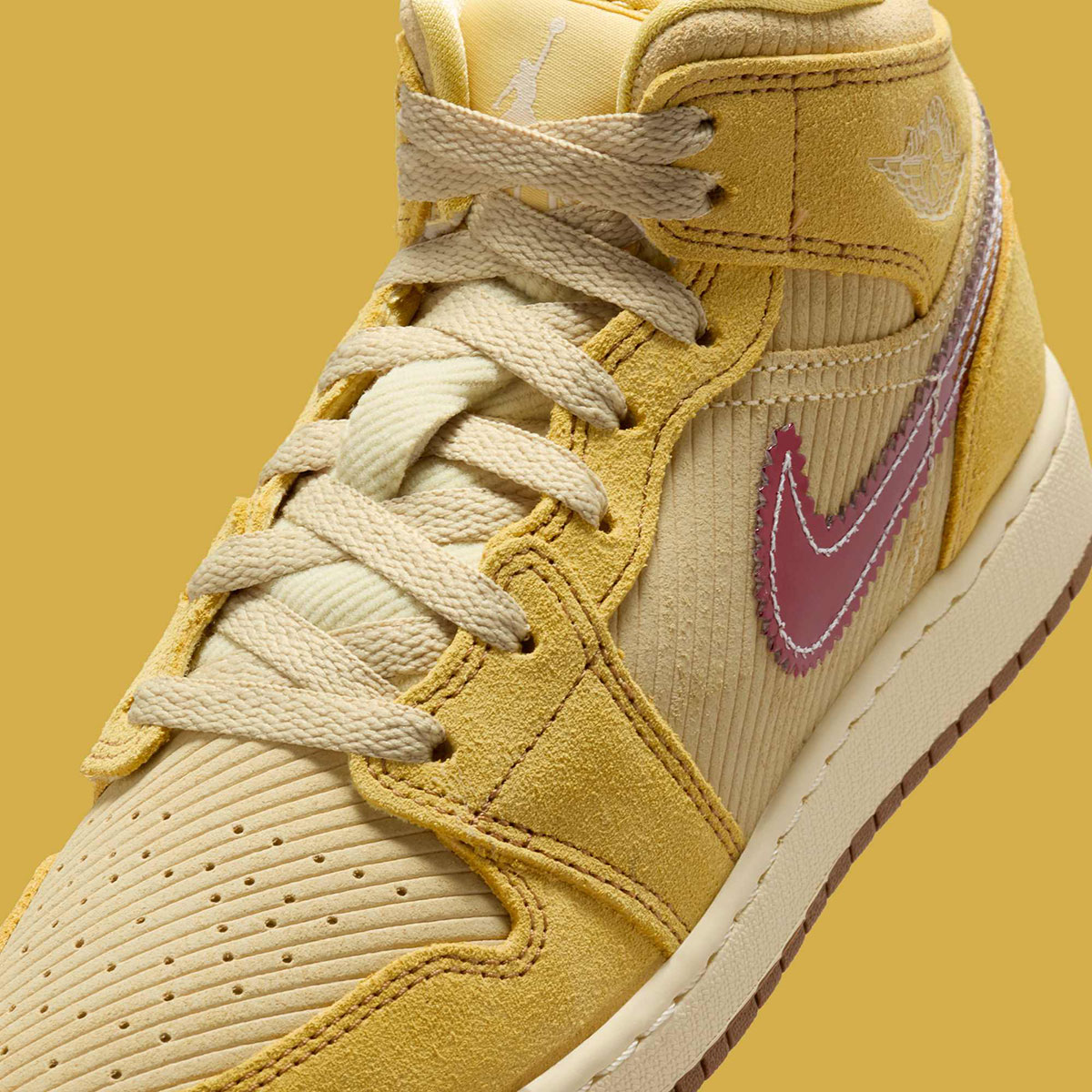 Air Jordan 1 Mid French Fries Ib7405 700 5