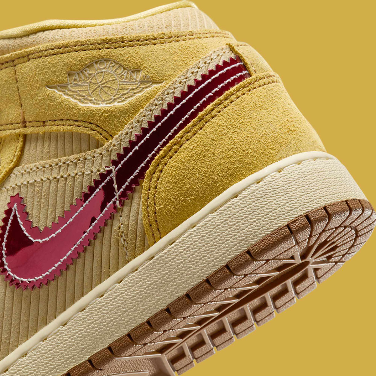 Air Jordan 1 Mid French Fries Ib7405 700 6