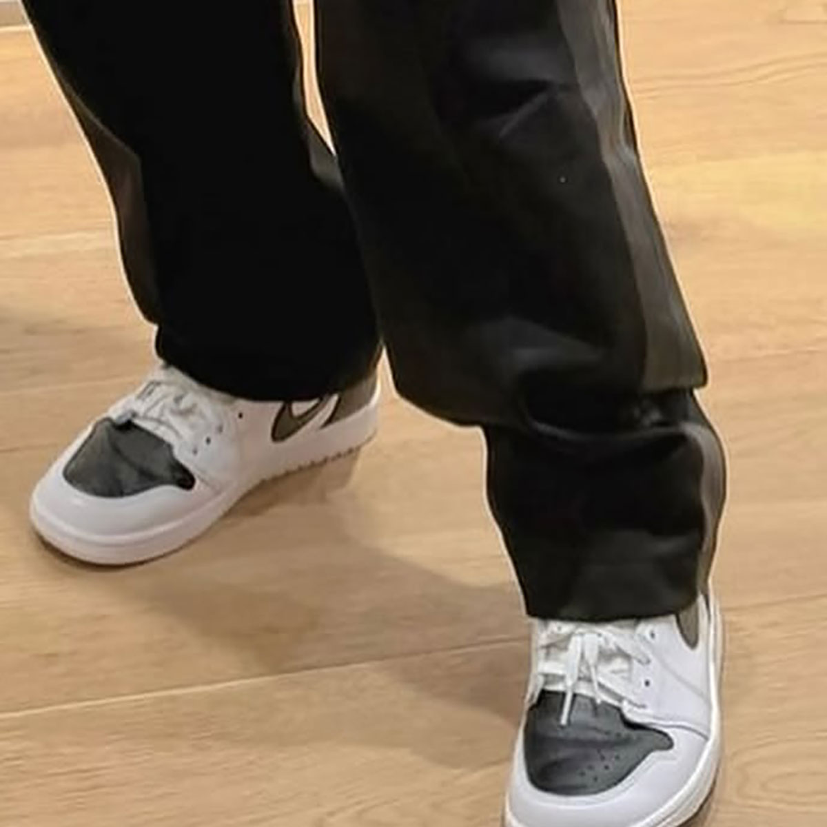 Fragment Design Union La Air Jordan 1 White Black 3