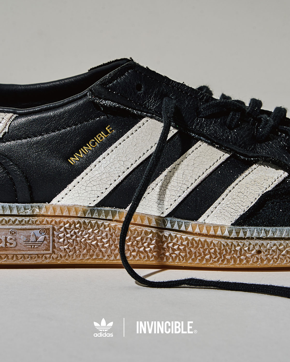 Invincible Adidas Handball Spezial Black 5