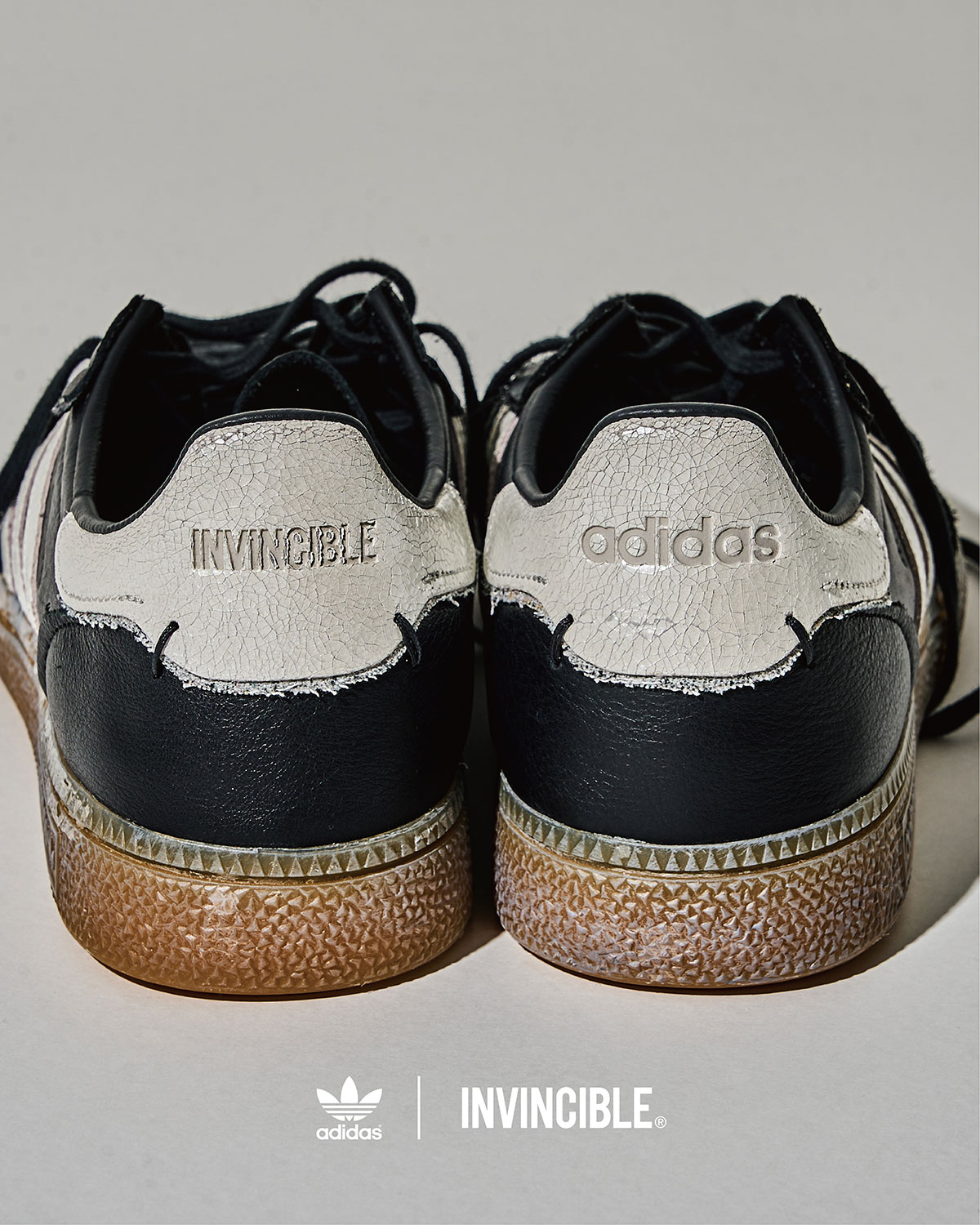 Invincible Adidas Handball Spezial Black 6