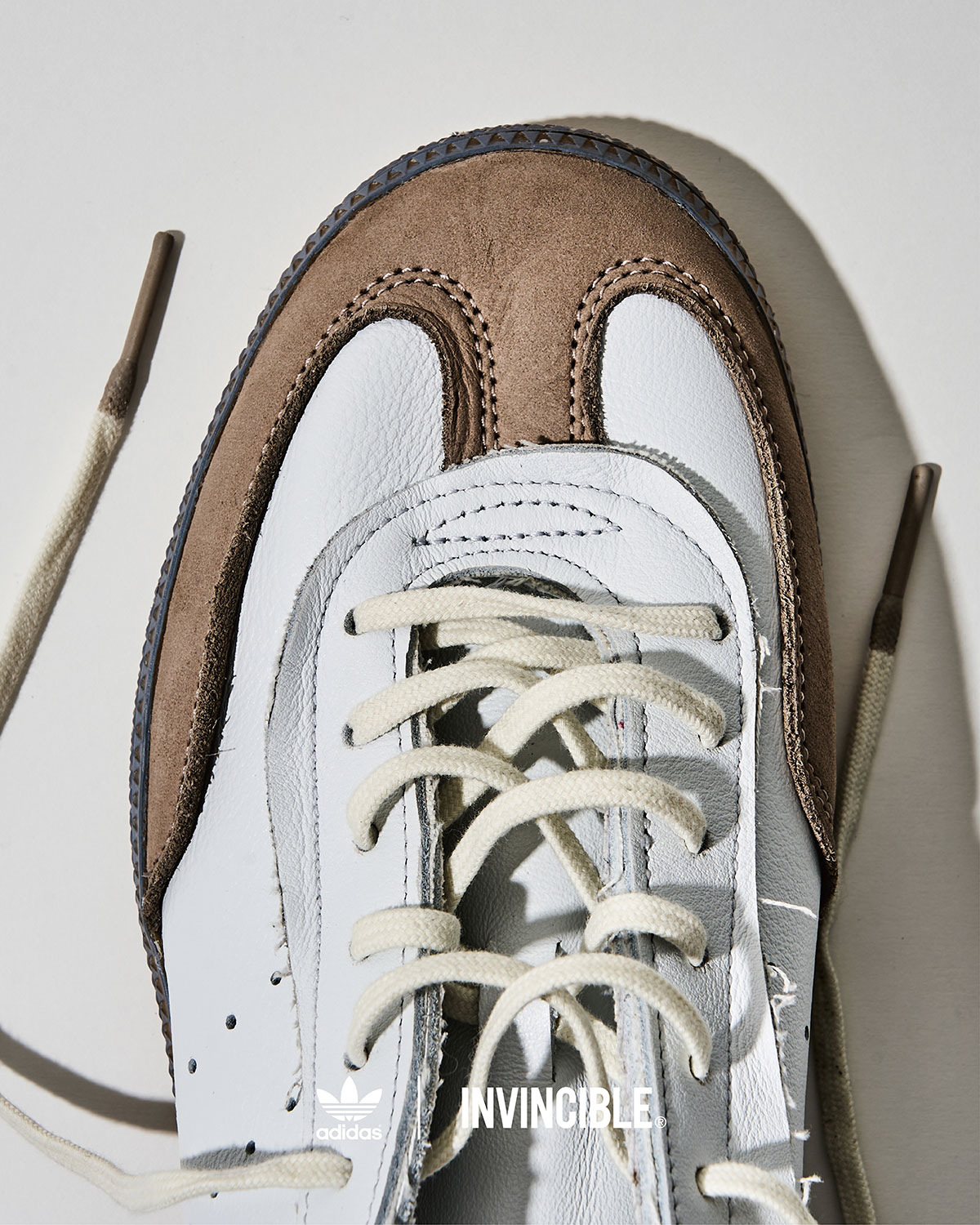 Invincible Adidas Handball Spezial White 1
