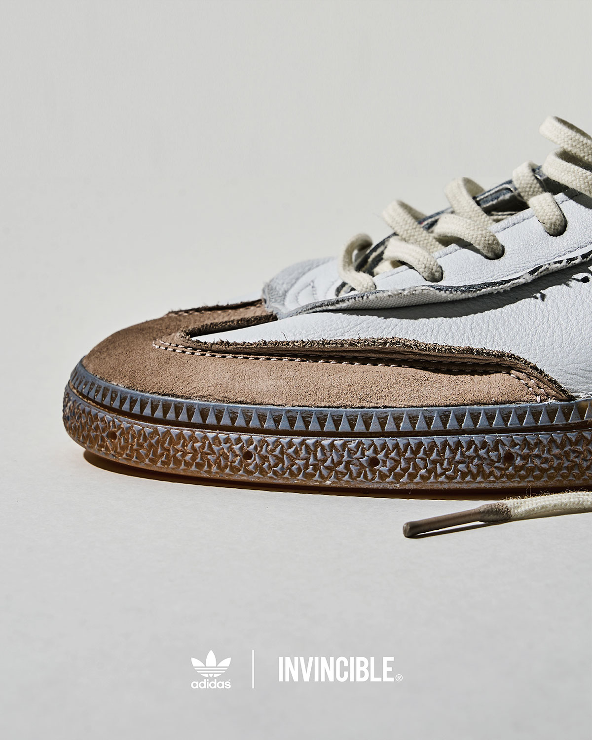 Invincible Adidas Handball Spezial White 3