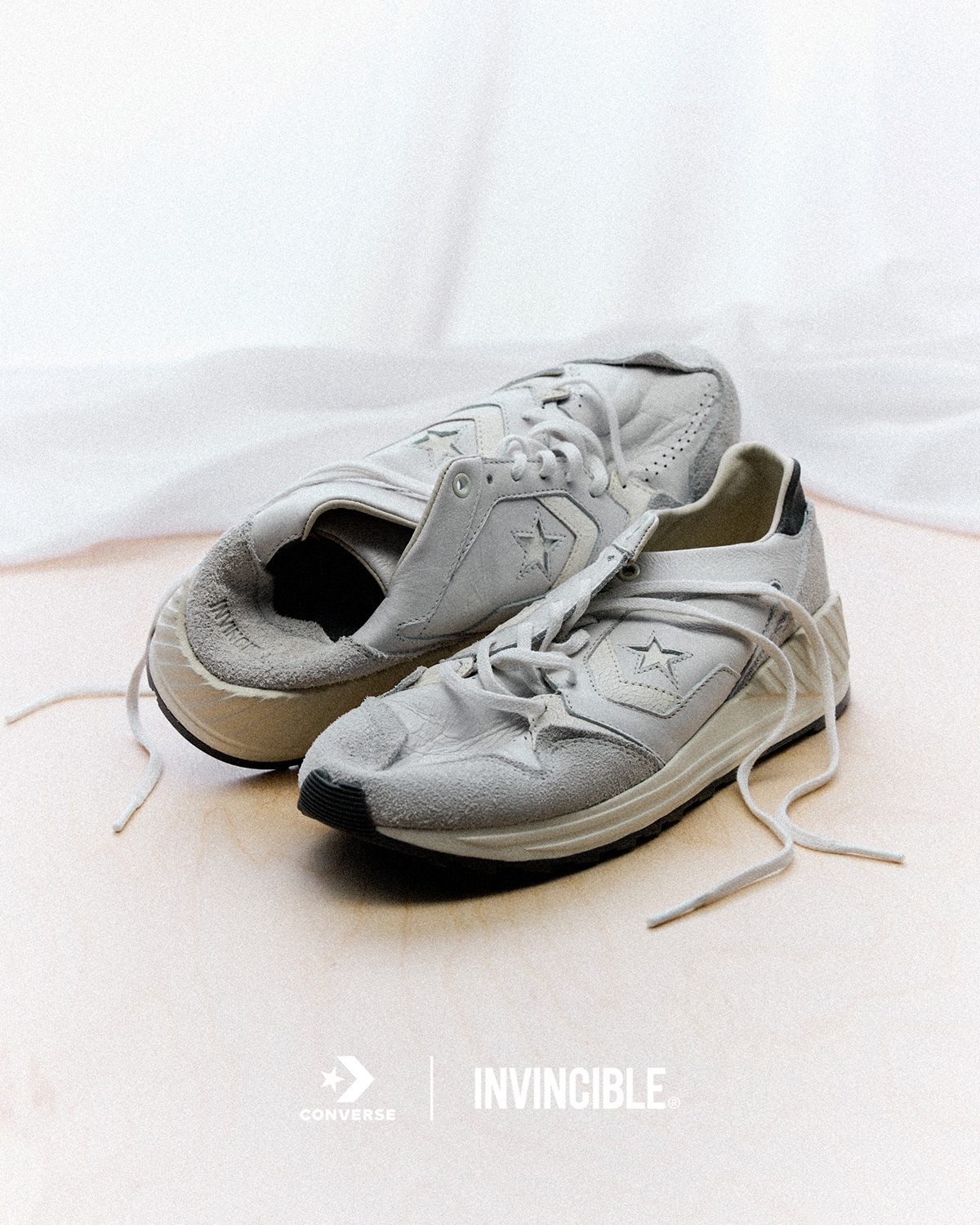 Invincible Converse Wave Trainer Decon 1