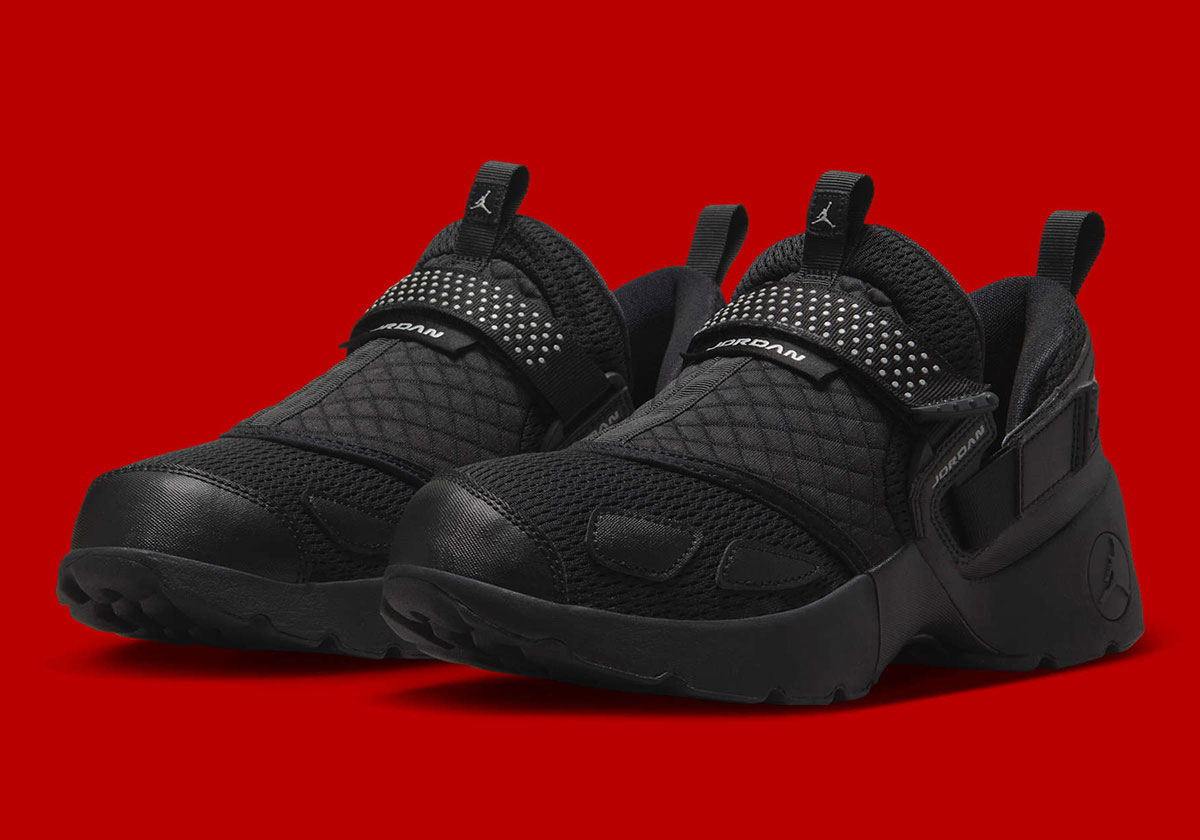 The Legend Of The Jordan Trunner LX Continues In 2025
