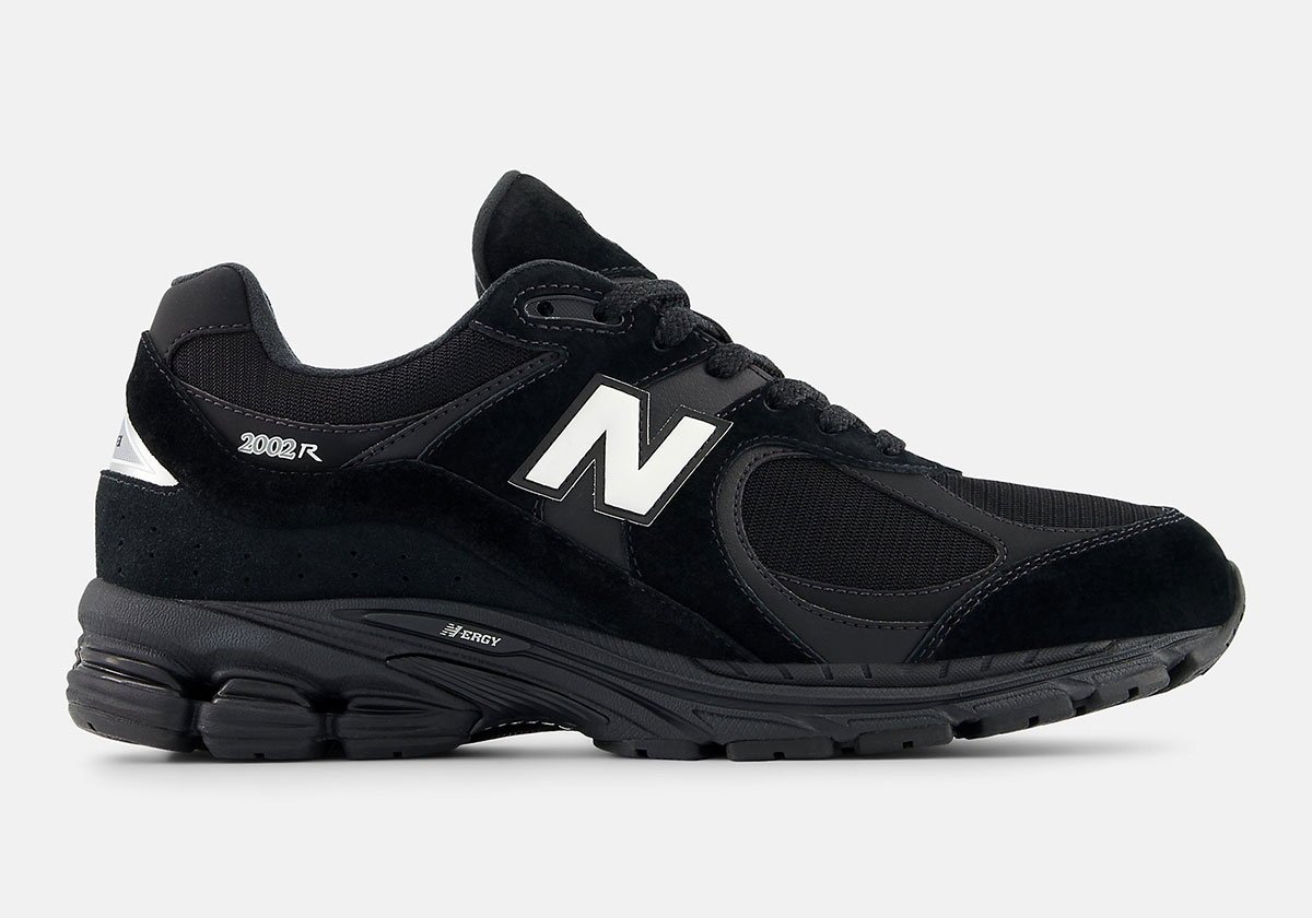 New Balance 2002r Black White M2002rxx 6