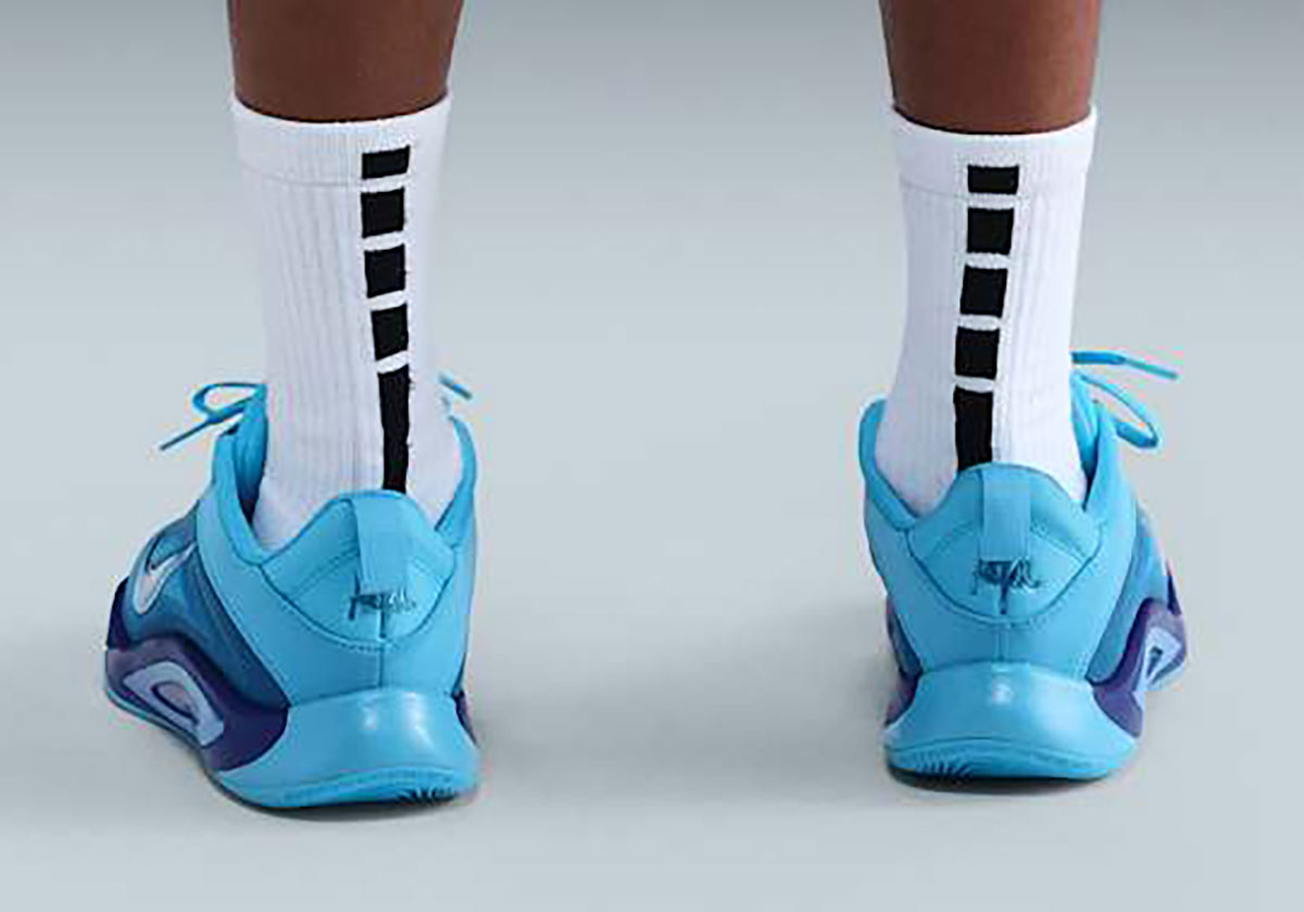 Nike A One Blue Fury Fz8605 401 1