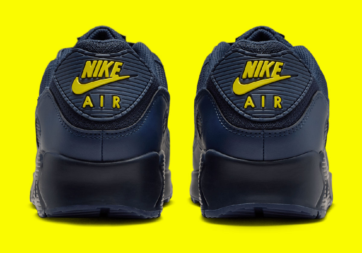 Nike Air Max 90 Obsidian Lightening Dm0029 401 3