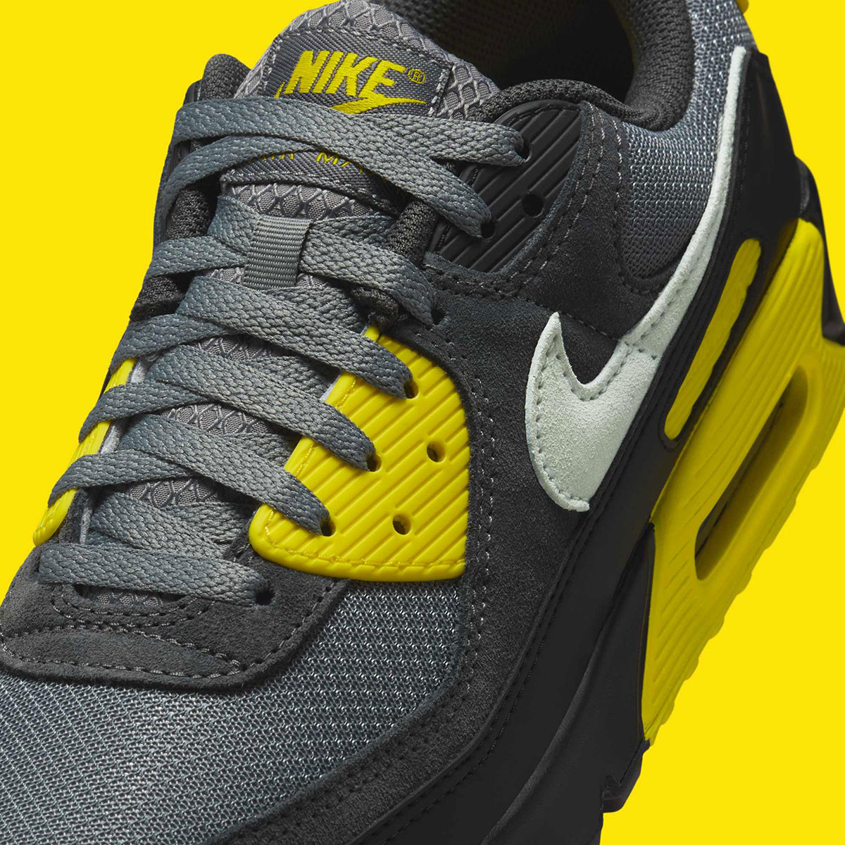 Nike Air Max 90 Smoke Grey Light Silver Lightening Anthracite Black Dm0029 016 4