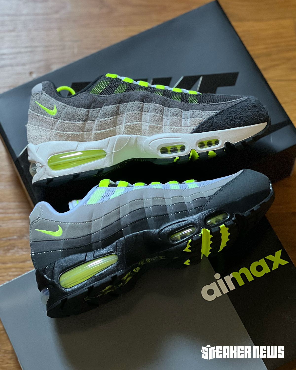 Nike Air Max 95 Og Neon Reverse Gradient Comparison 9