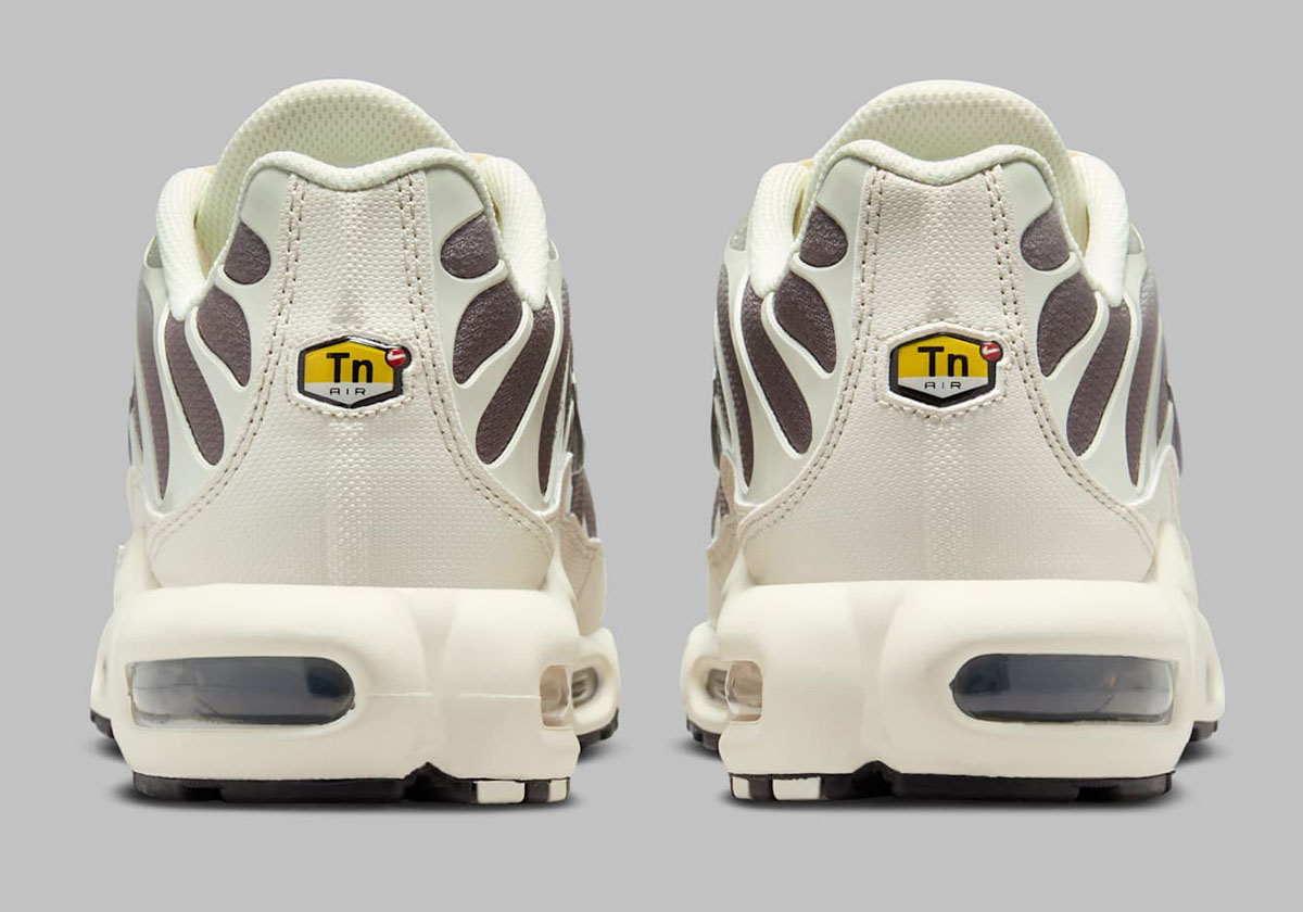 Nike Air Max Plus Light Orewood Brown Black Soft Pearl Cave Stone Dm0032 106 5