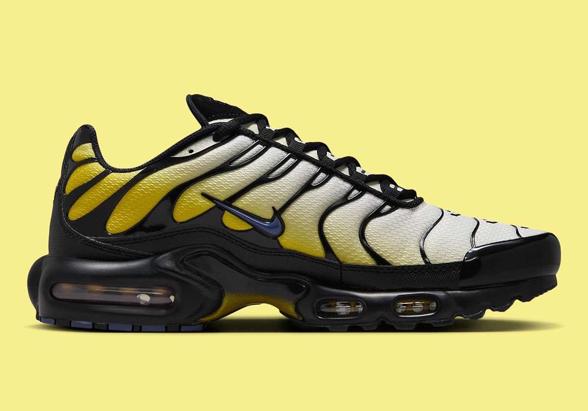 Nike Air Max Plus White Black Yellow Dm0032 023 1