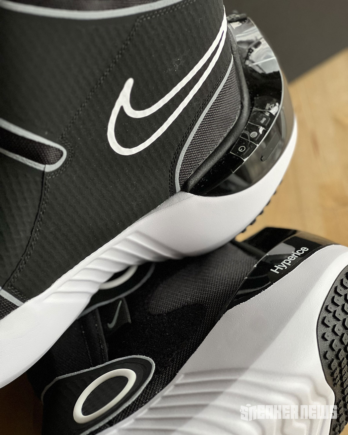 Nike Hyperice Hyperboot 5