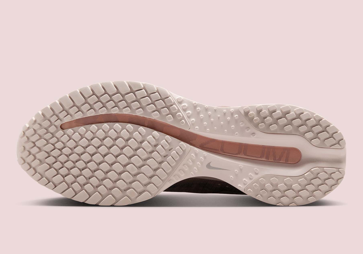 Nike Pegasus Premium Particle Pink Metallic Rose Gold Slit Red Metallic Silver Hq2593 603 2