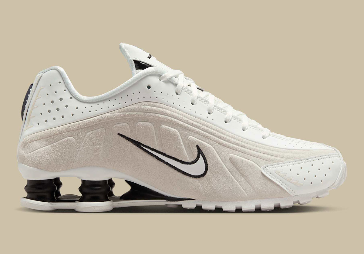 Nike Shox R4 White Black Suede Hq7739 100 8