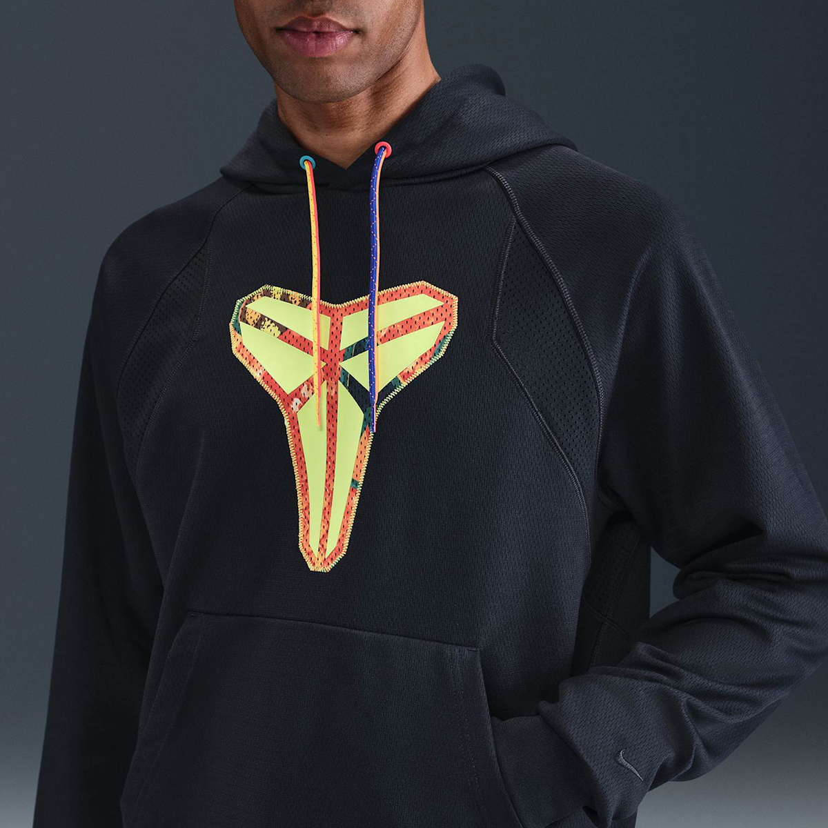Nike What The Kobe Therma Fit Pullover Hoodie Hj4205 010 3