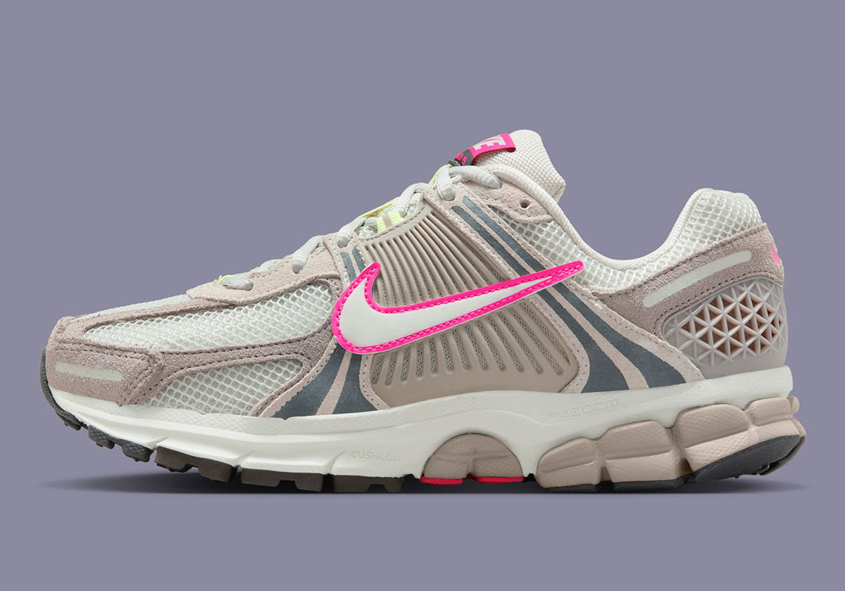 Nike Zoom Vomero 5 College Grey Sail Light Bone Medium Ash Hyper Pink Barely Volt Ih0278 033 5
