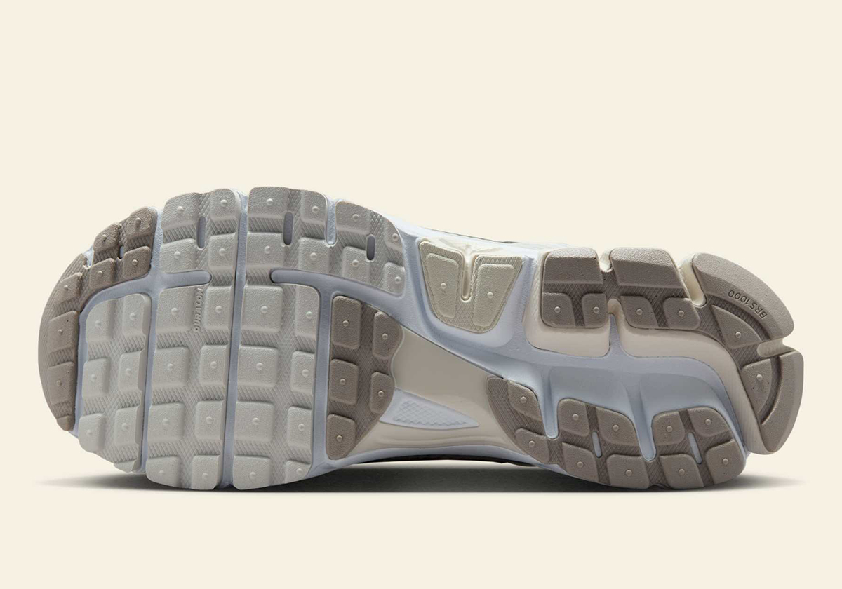 Nike Zoom Vomero 5 White Light Bone Phantom College Grey Black Fj2028 107 2