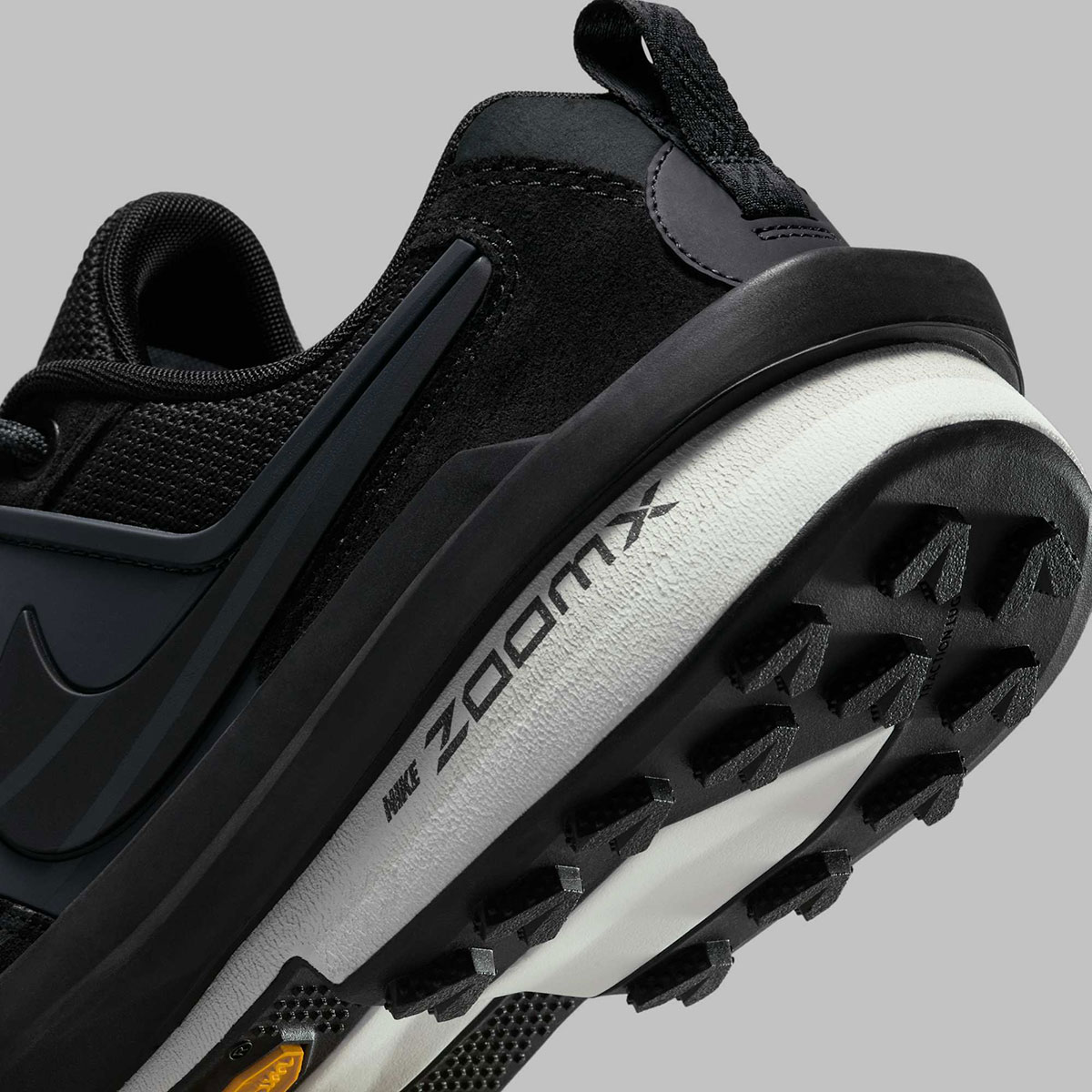 Sacai Nike Zegamadome Black Hq8618 001 5