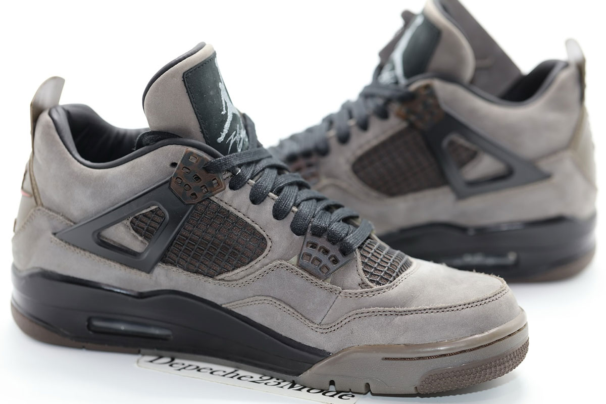 Travis Scott Air Jordan 4 Mocha Grey Friends And Family Sample 6