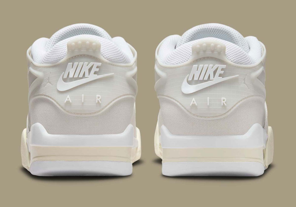 Air Jordan 4 Rm Light Bone Soft Pearl Ih4488 072 4