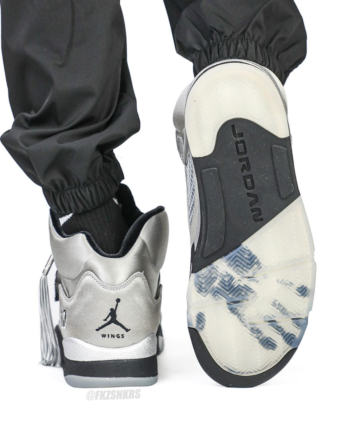 Air Jordan 5 Wings Medium Grey Black Metallic Silver Io2038 001 1