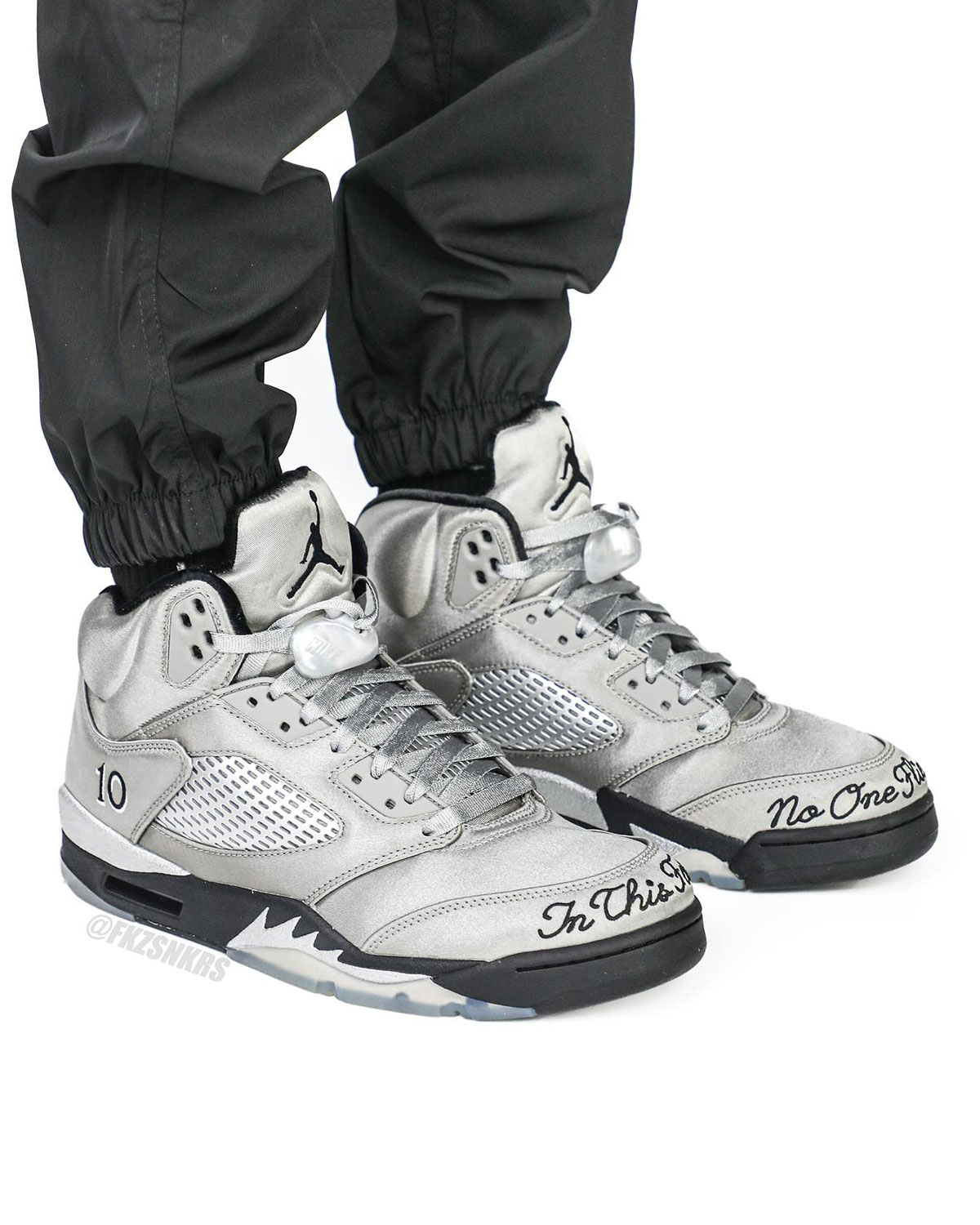 Air Jordan 5 Wings Medium Grey Black Metallic Silver Io2038 001 6