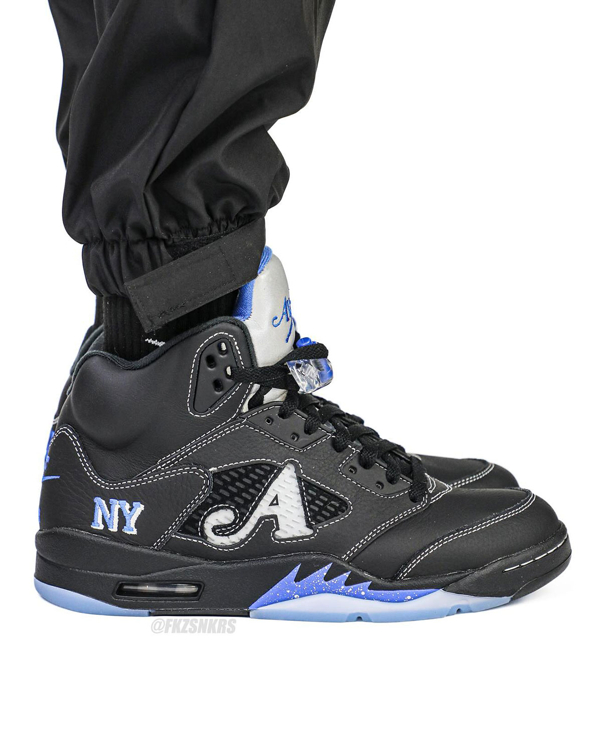 Jordan 5 Awake Black Royal 17