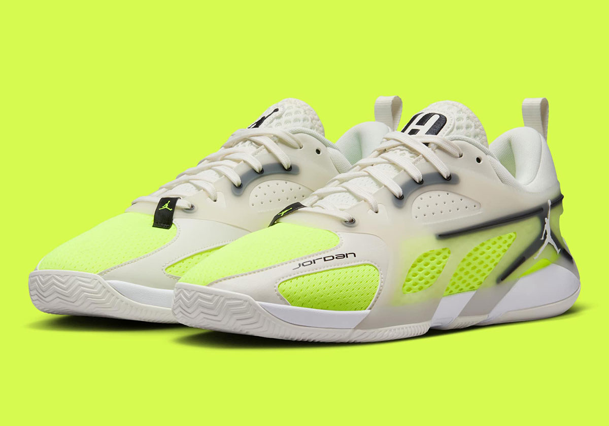 Jordan Heir Sail White Black Volt Fq3859 107 2