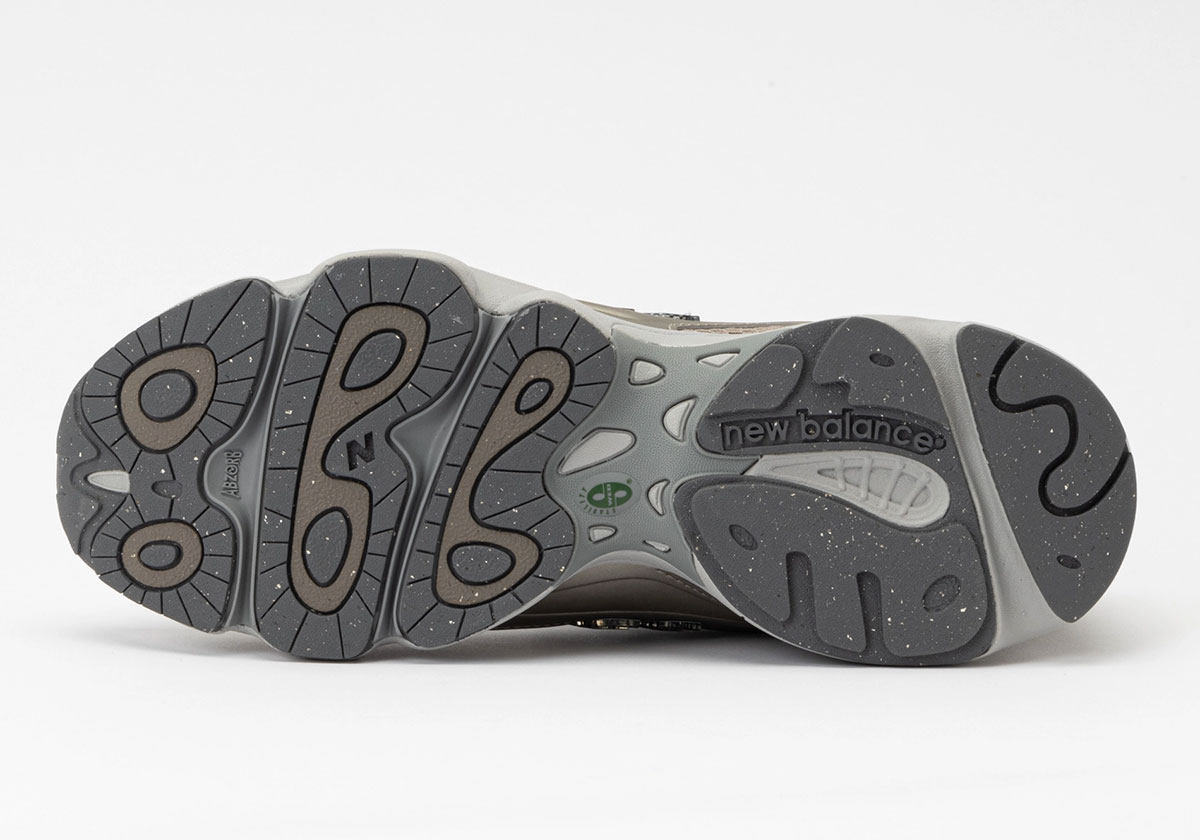 New Balance 1000 Arid Stone Light Silver Metallic Dark Alpine Green M1000n 1