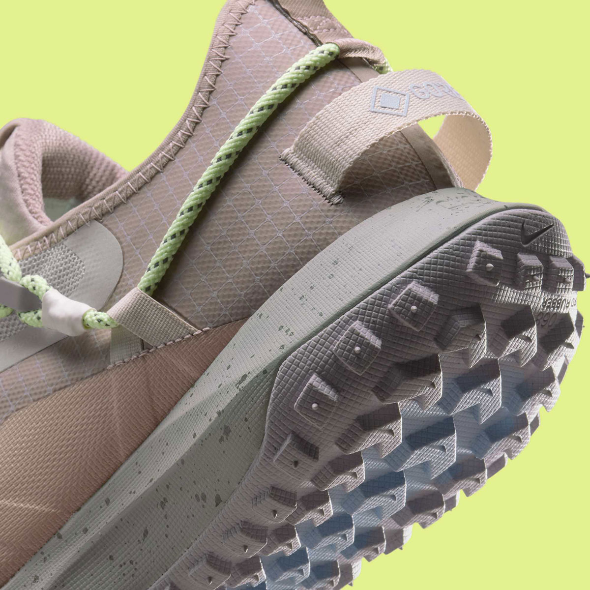 Nike Acg Mountain Fly Low 2 Gore Tex Khaki Barely Volt Ib7328 003 6