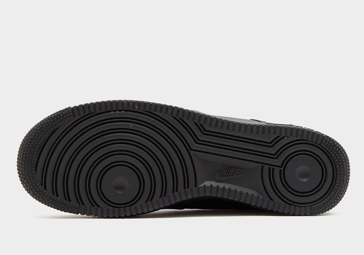 Nike Air Force 1 Low Black Nylon Swoosh 3