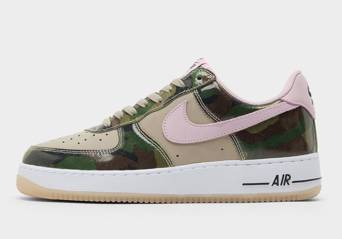 Nike Air Force 1 Low Camo Pink Swoosh 2
