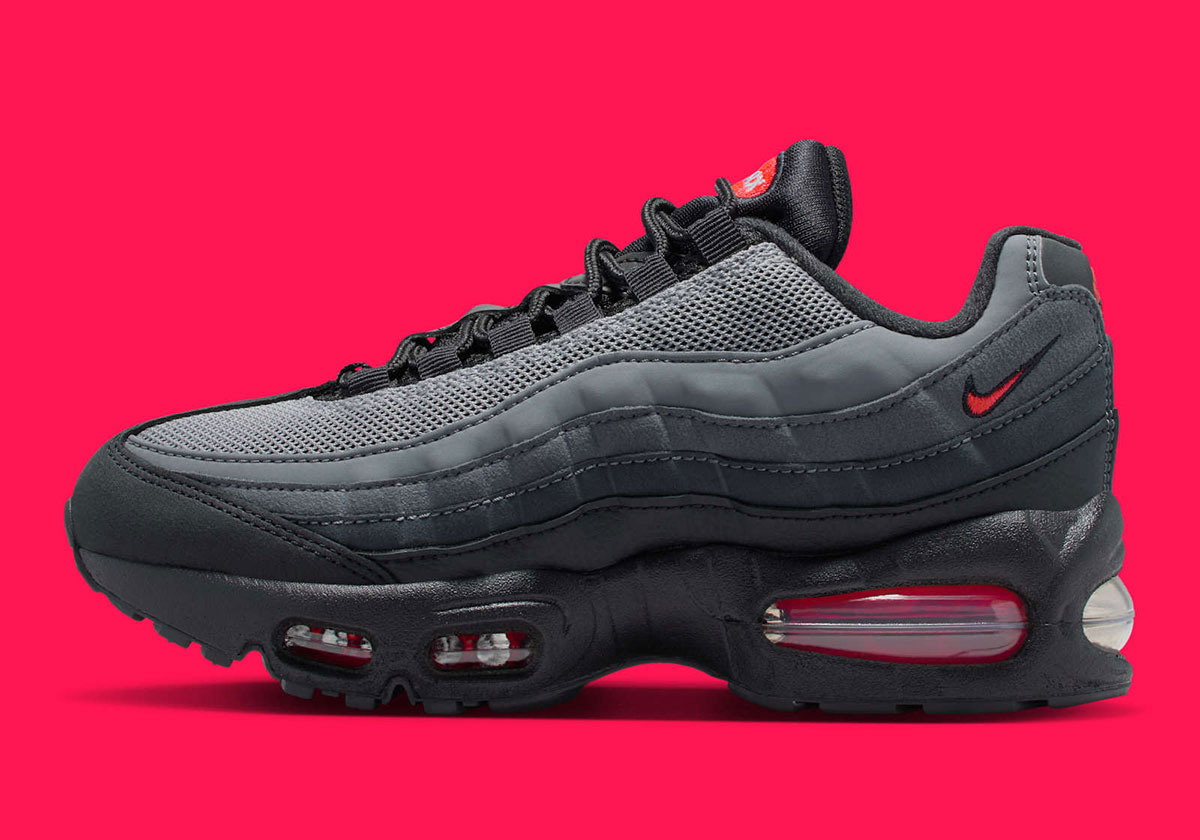 Nike Air Max 95 Og Black Bright Crimson Anthracite Ih4457 002 4