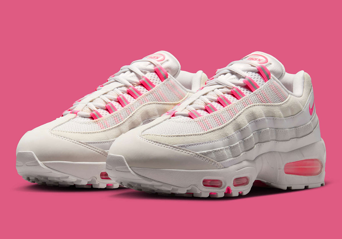 Vast Grey And Hyper Pink Contrast On The Nike Air Max 95 OG