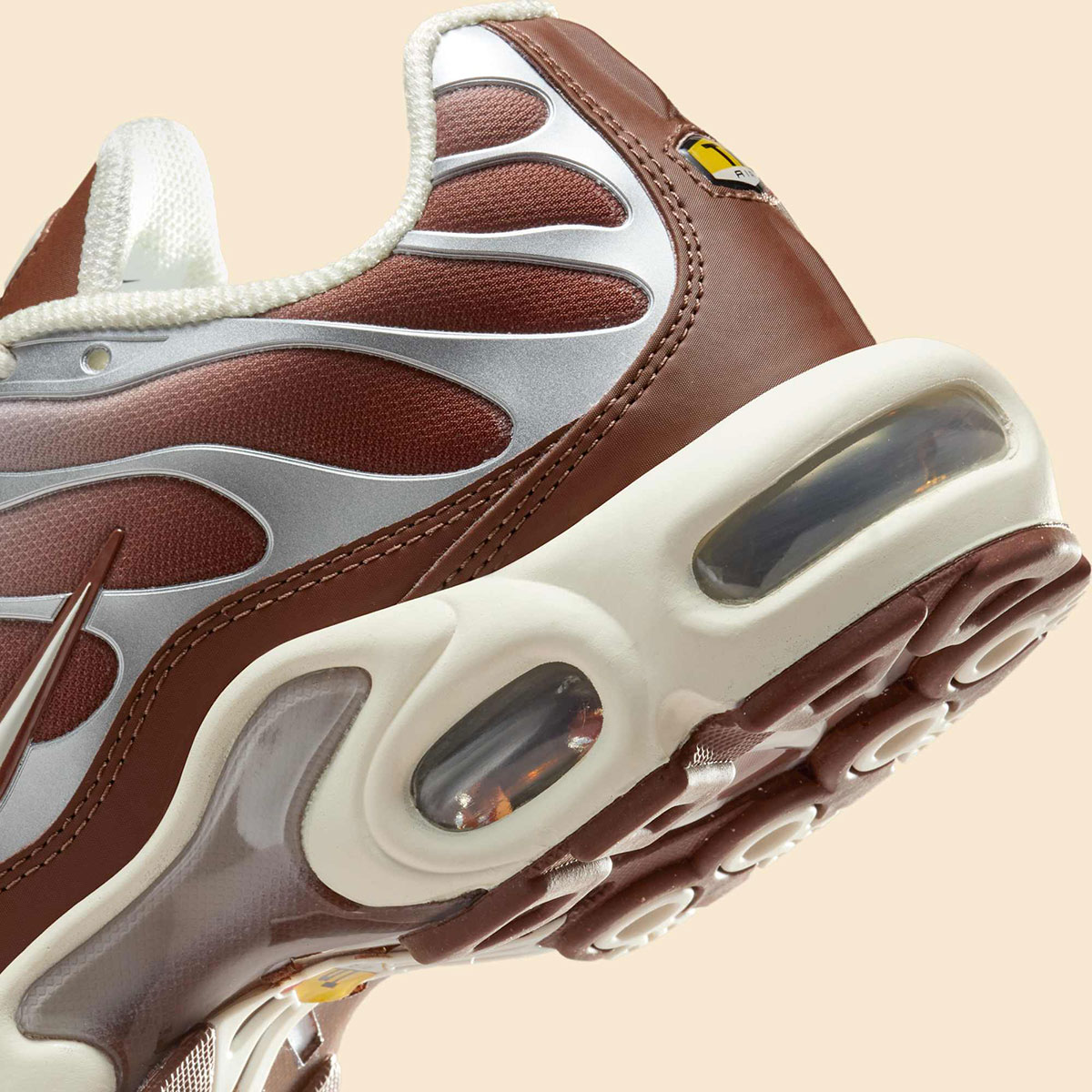 Nike Air Max Plus Light Orewood Brown Dark Pony Ii7637 200 7
