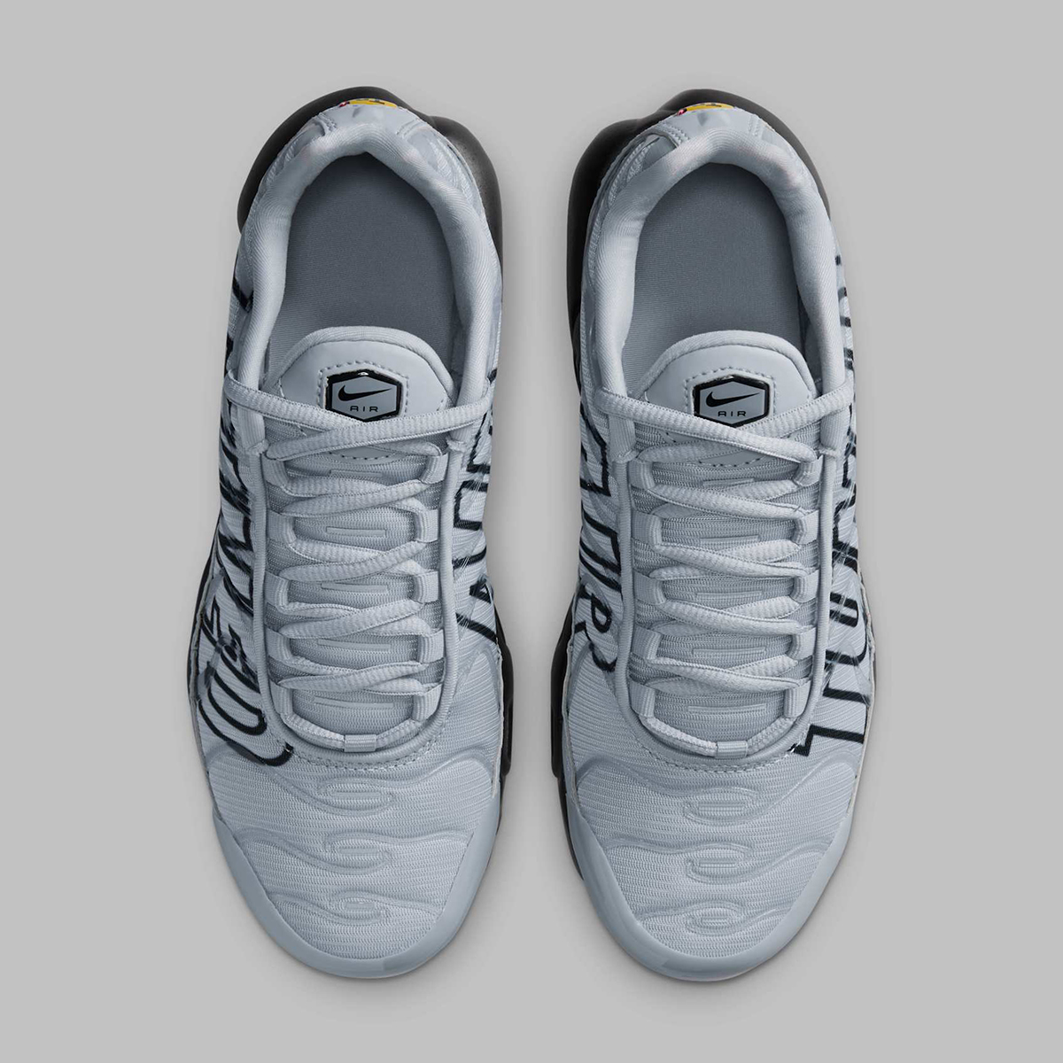Nike Air Max Plus Tuned Graphic Ii7649 002 2