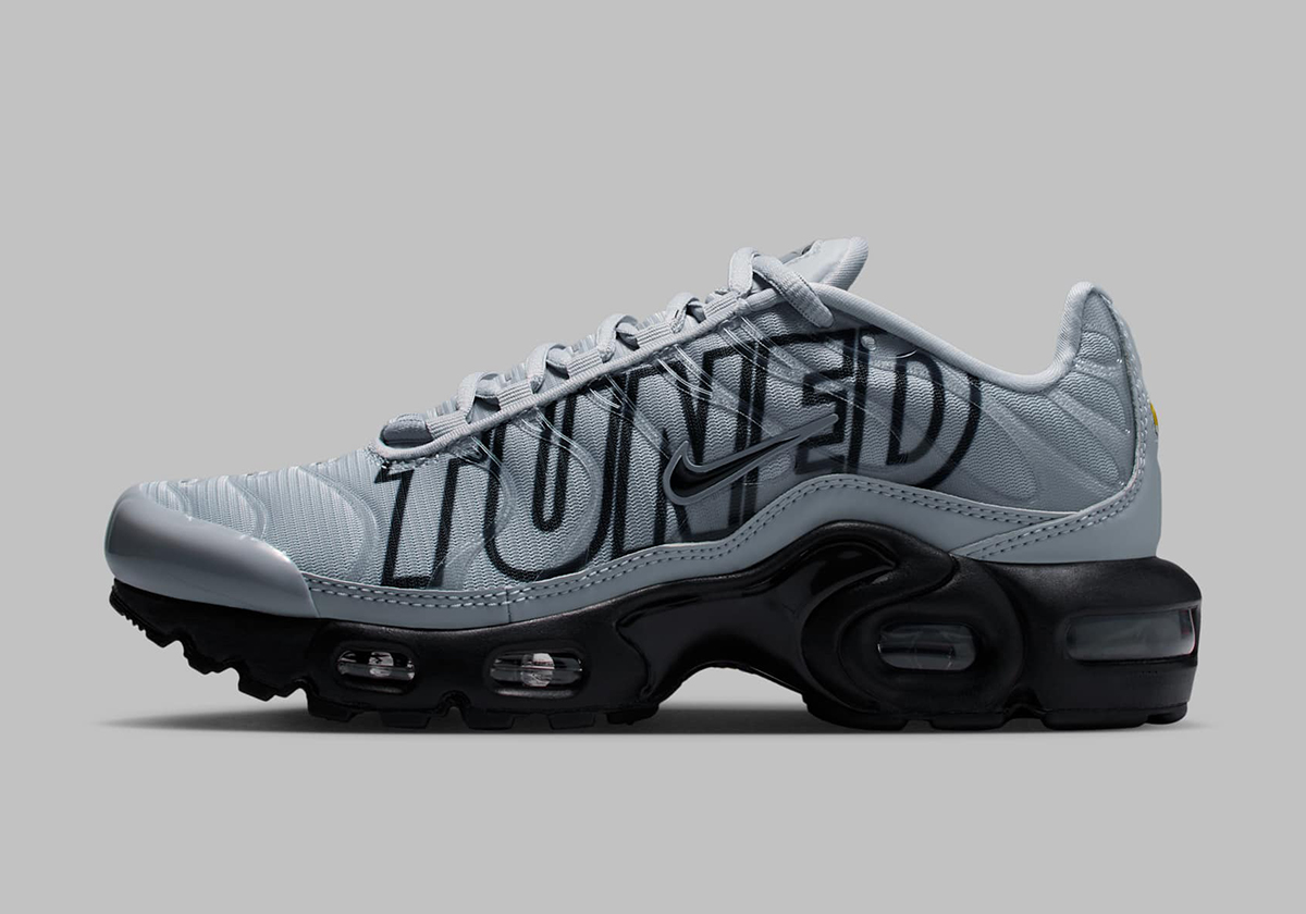 Nike Air Max Plus Tuned Graphic Ii7649 002 8